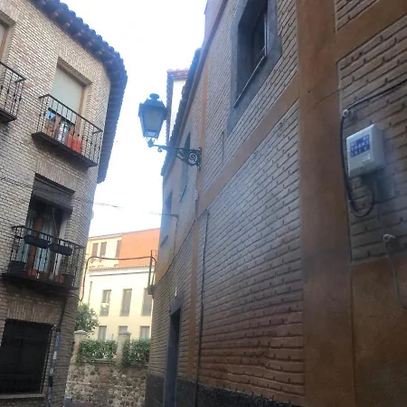 Casa Galeria De Aljibes * 톨레도
